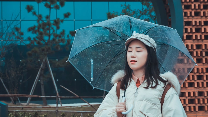 雨天人像 透明伞