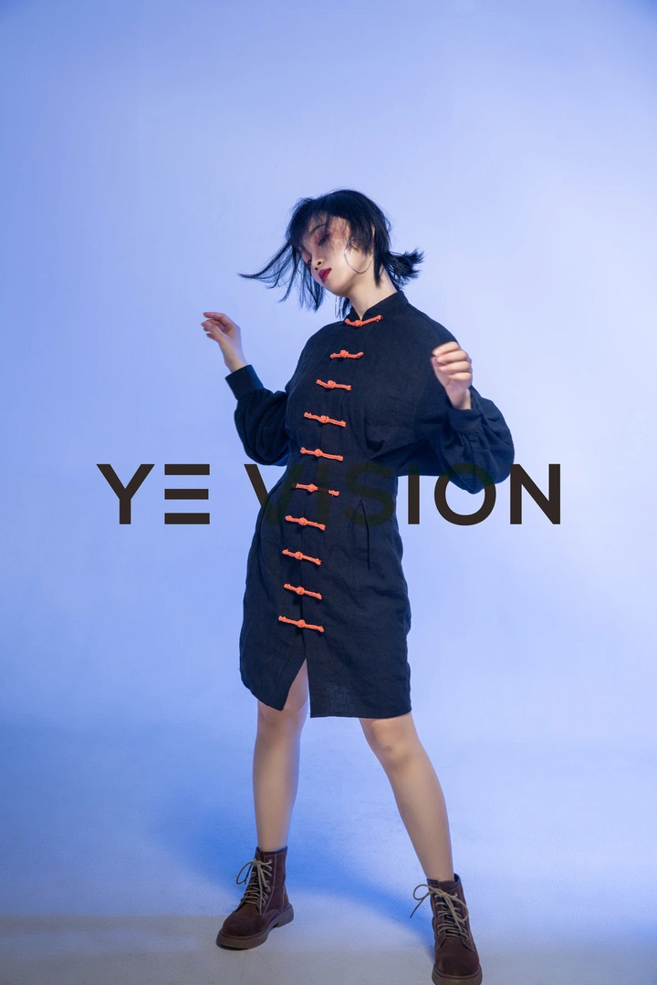 黑壮服饰