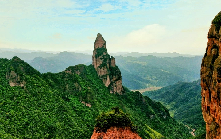 现游天姥印留别