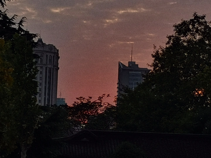某天的晚霞