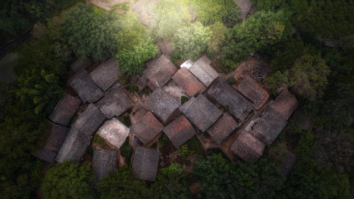 丛林古村