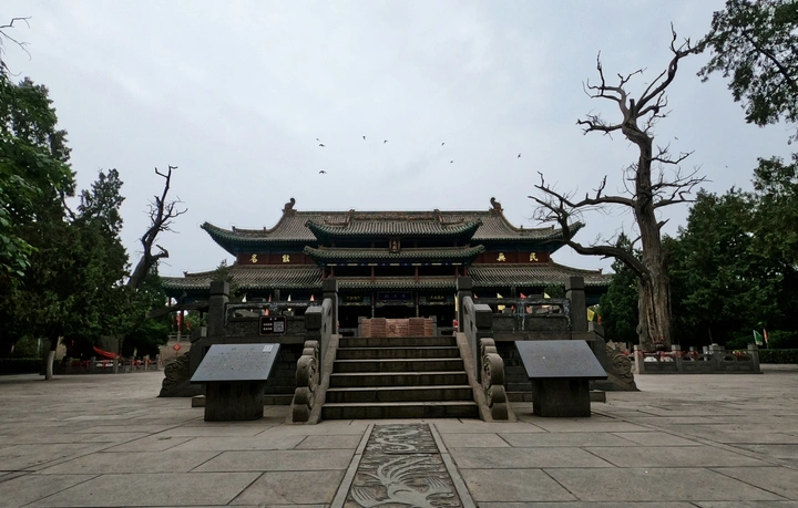 《启始》