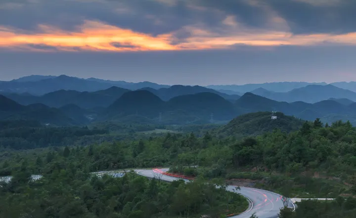避暑胜地贵阳百里杜鹃花城