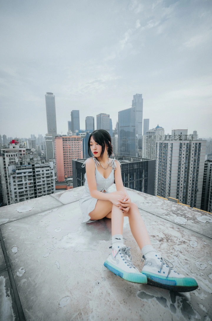夏天的少女