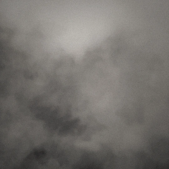 阴天 天空中布满了乌云