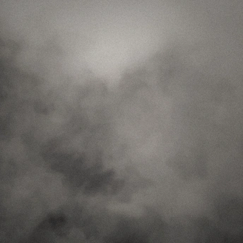 阴天 天空中布满了乌云