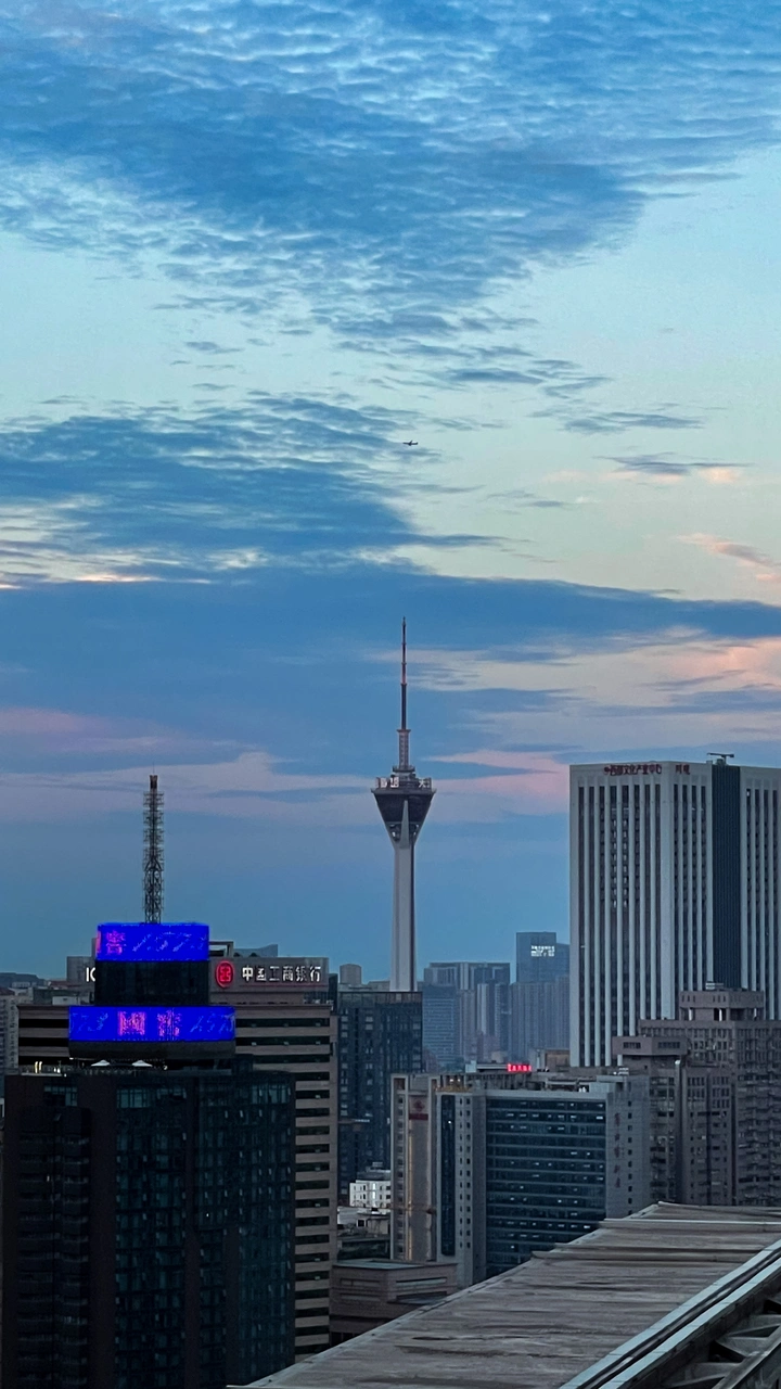 蓝调天府- iPhone出片