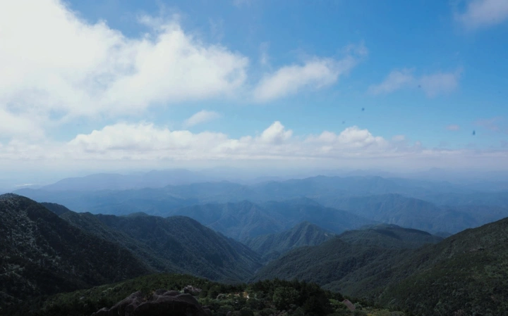 群山
