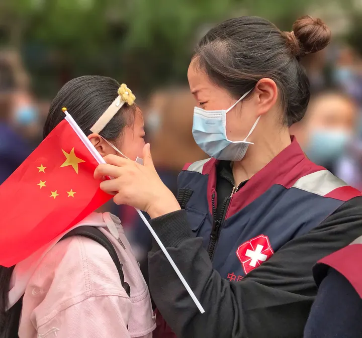 孩子不哭，妈妈回来了！