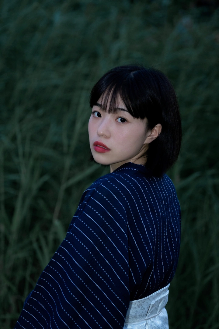 短发女孩和服初体验