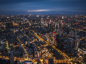 东京夜景的城市 aerial view 建筑物和摩天大楼的灯光