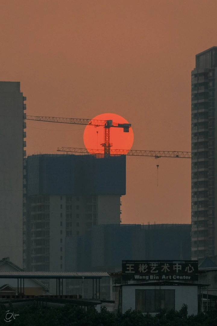 日落与月升