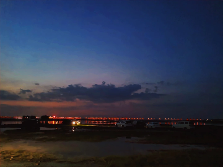 汉江大坝夜景