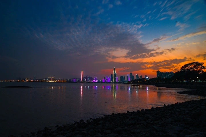 夕阳伴黑夜
