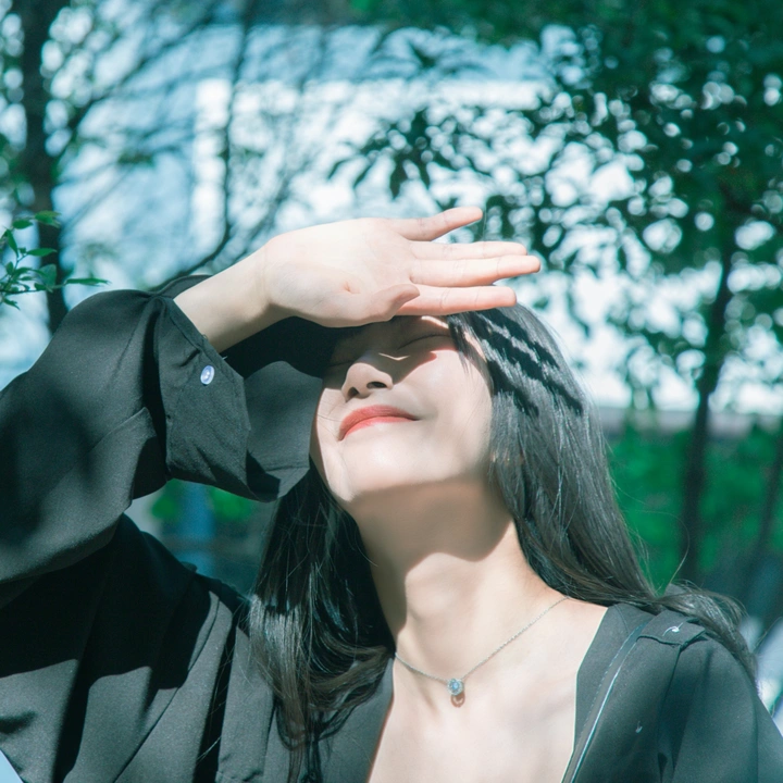 少女的笑比西瓜甜