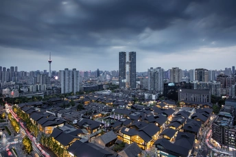 夜晚的城市照片