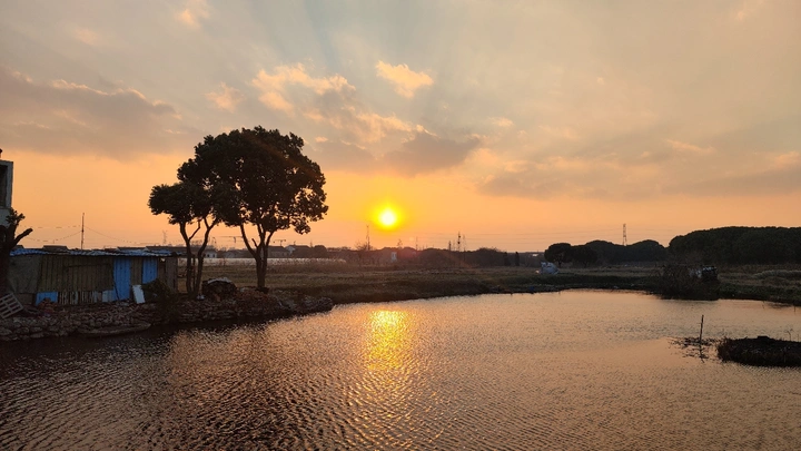 村的夕阳