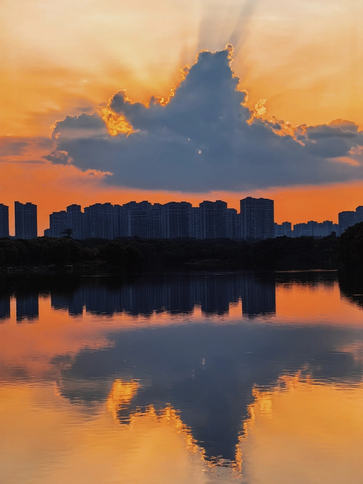 松湖晚霞