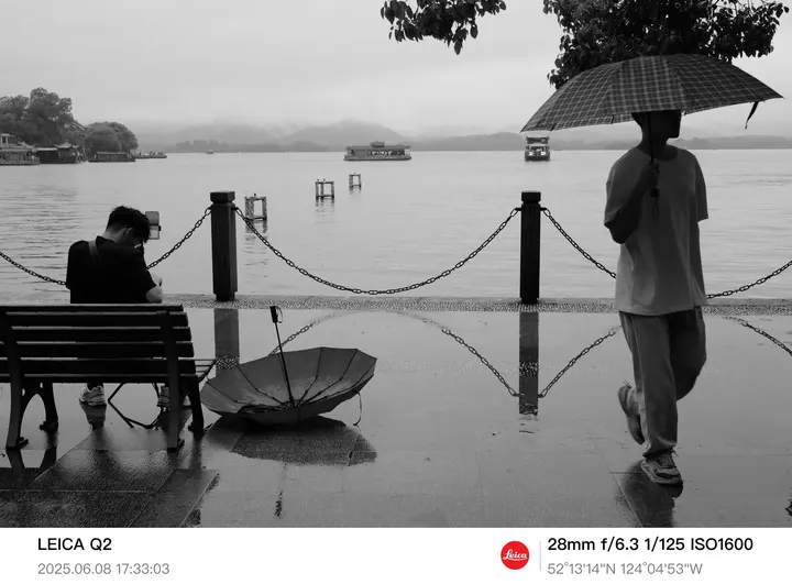 雨天西湖