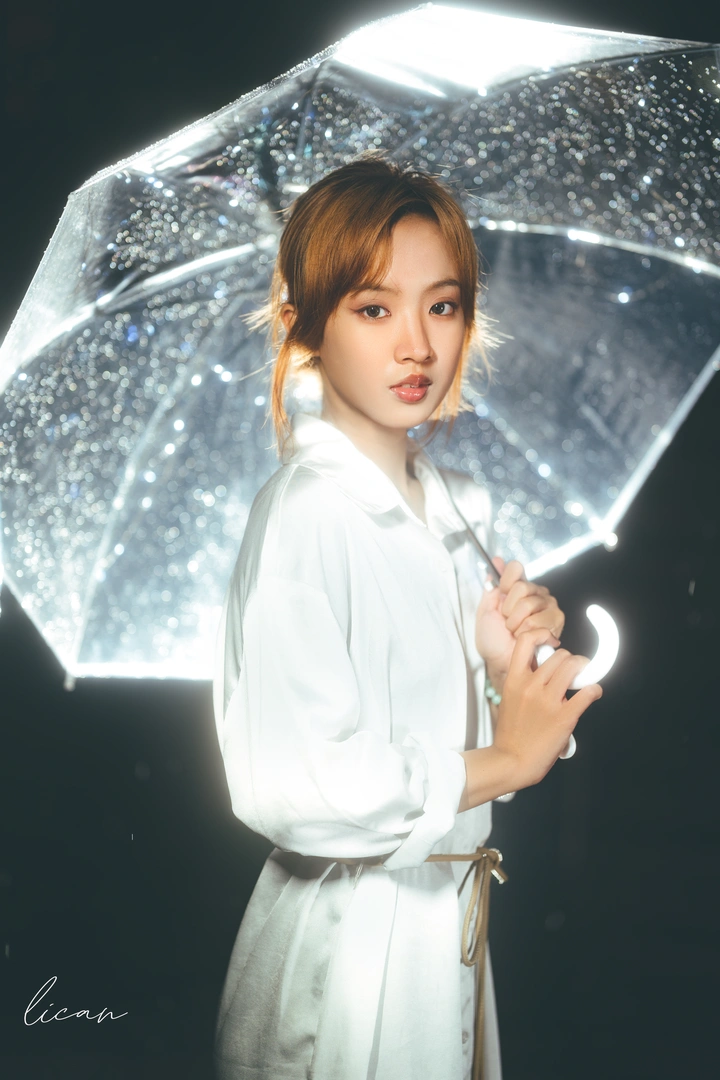 不一样的神明少女