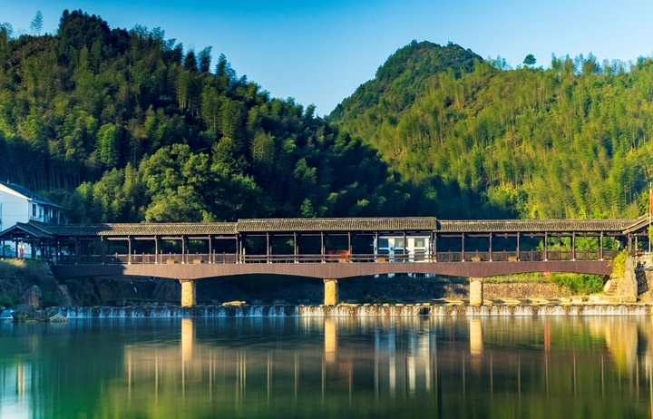 绿水青山就是金山银山