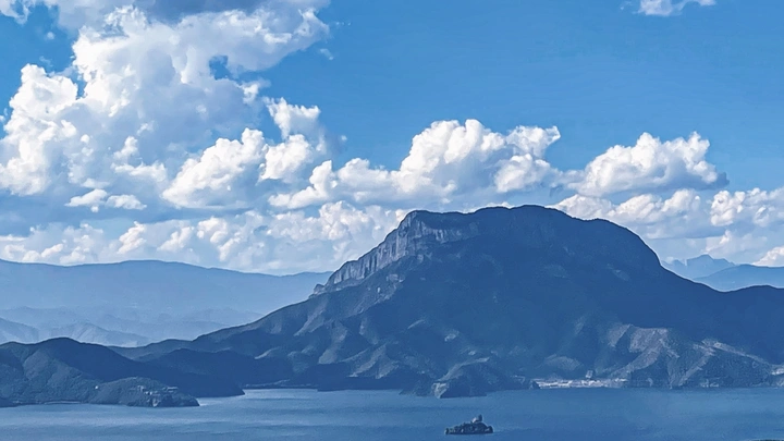 女神山