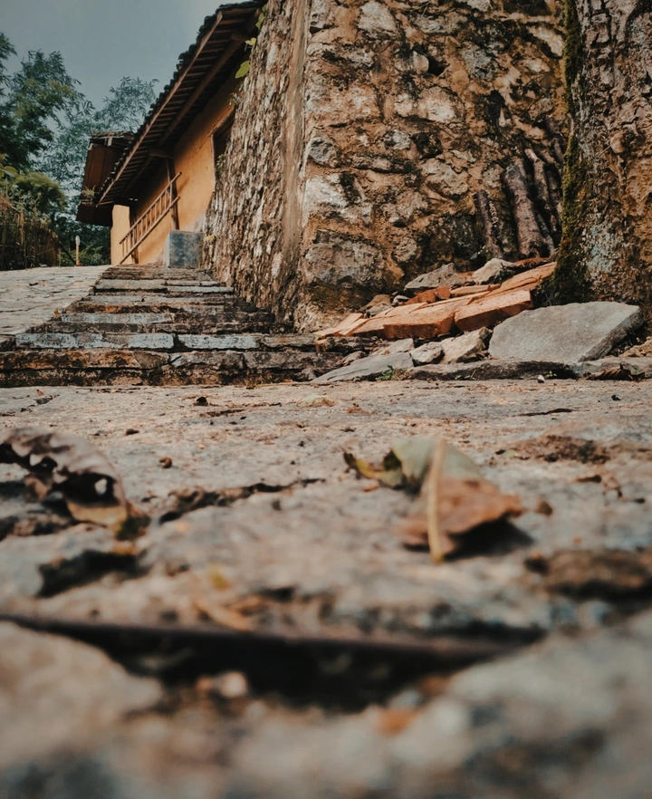村