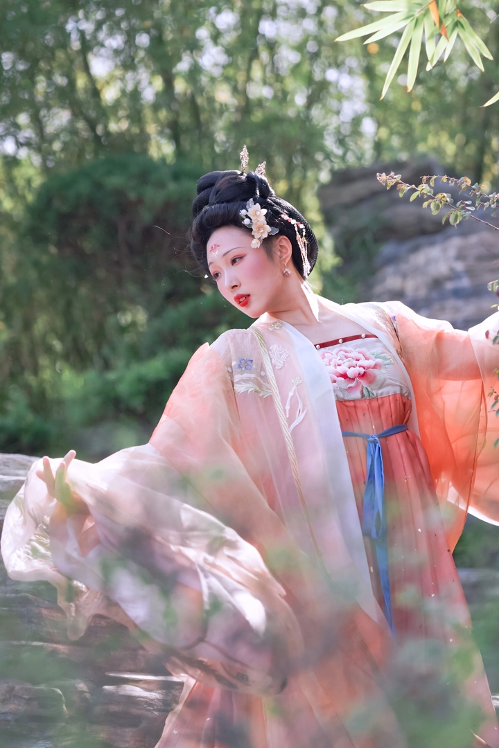 武汉园博园花朝节 汉服美女1