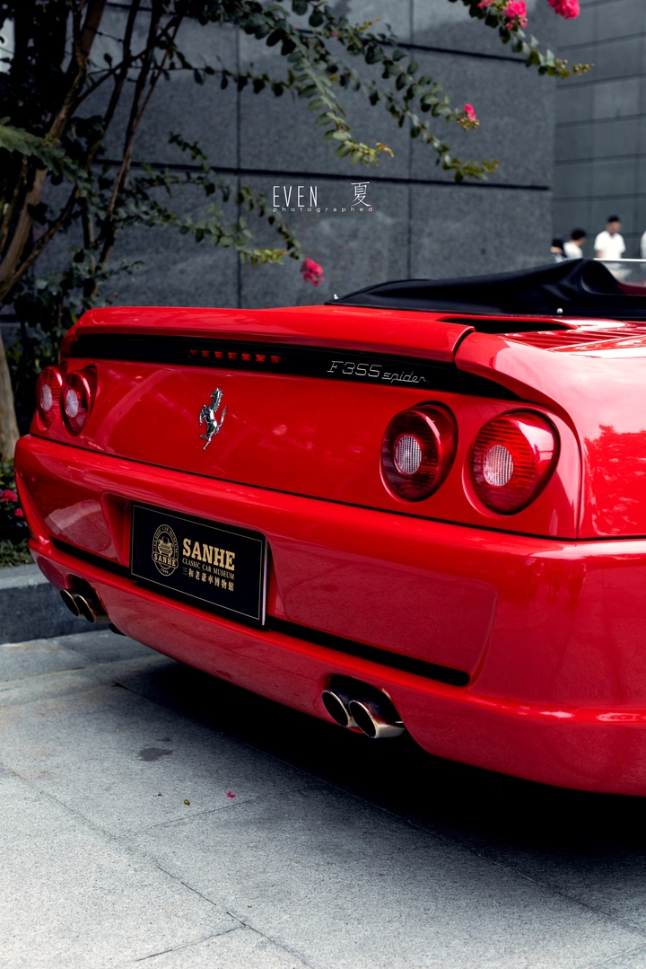 Ferrari F355静态
