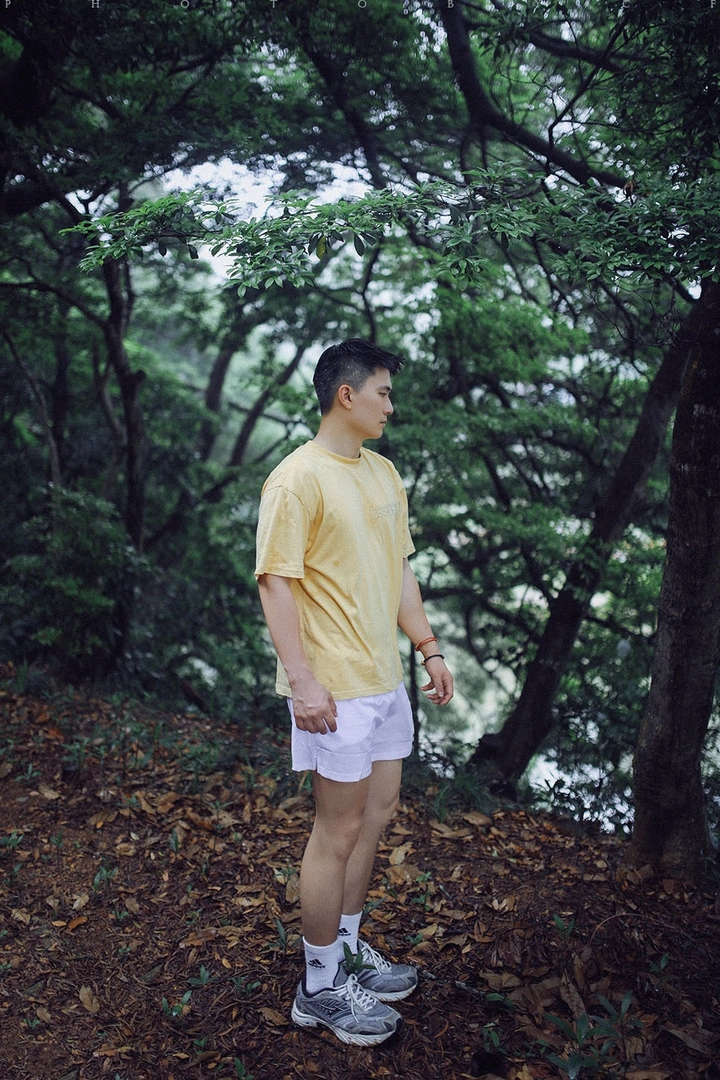 雨后。