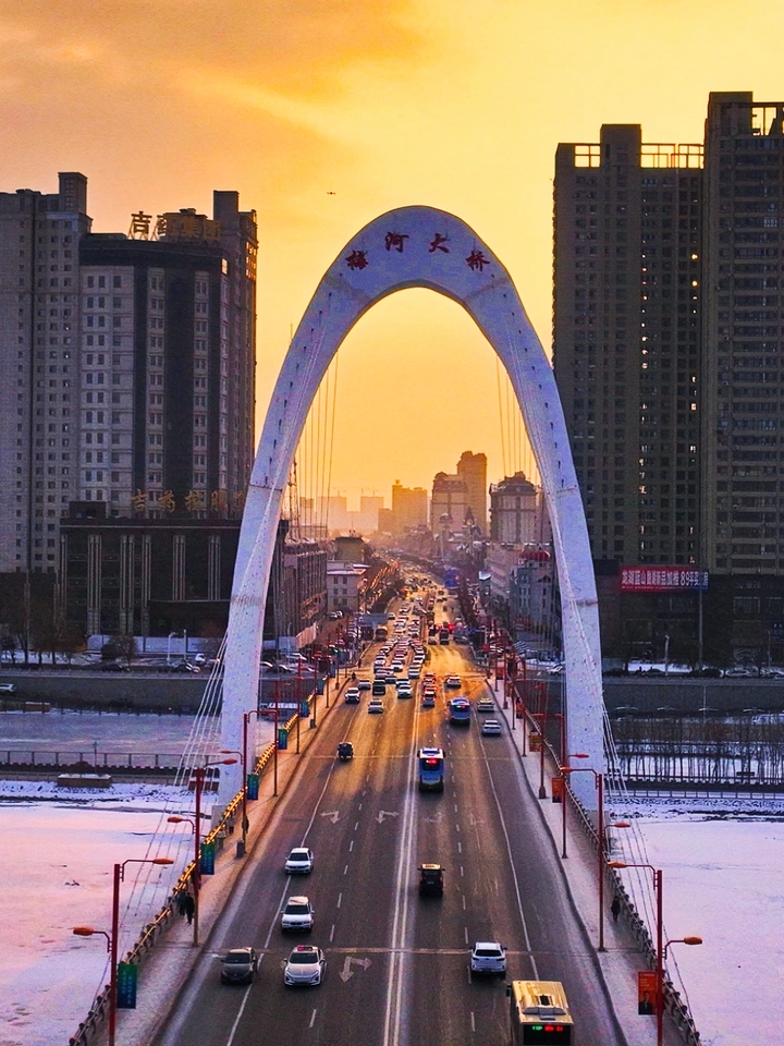 城市晨曦