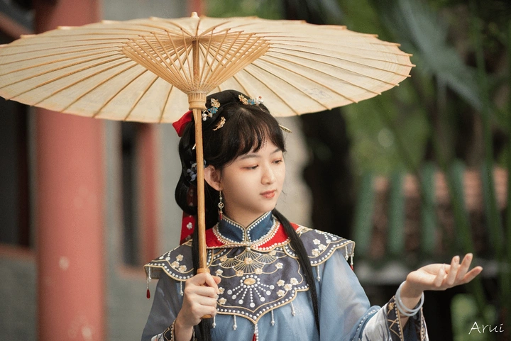 豆蔻年华-明制汉服古风拍摄带云肩
