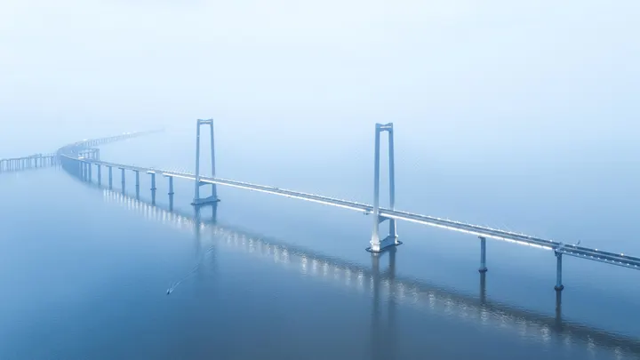 雾锁深中通道
