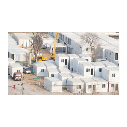 正在建造的白色房屋的 aerial view