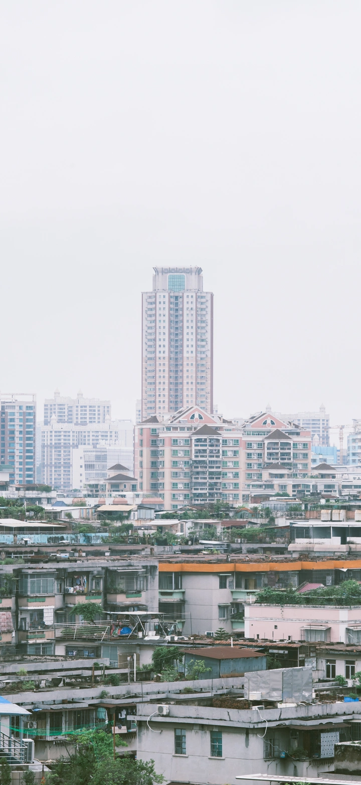 阴天旧城区