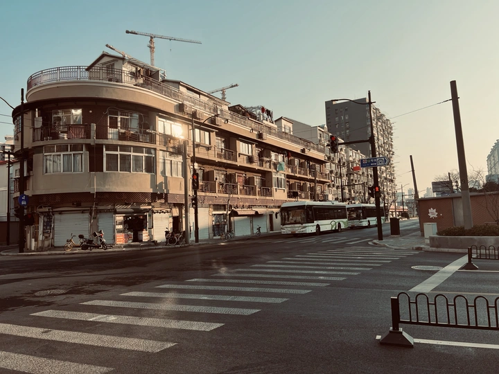 人潮汹涌的江湖