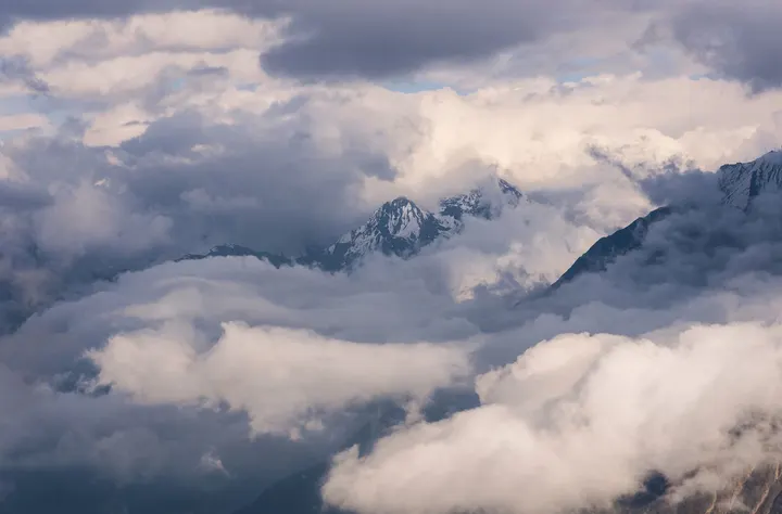 氤氲山海