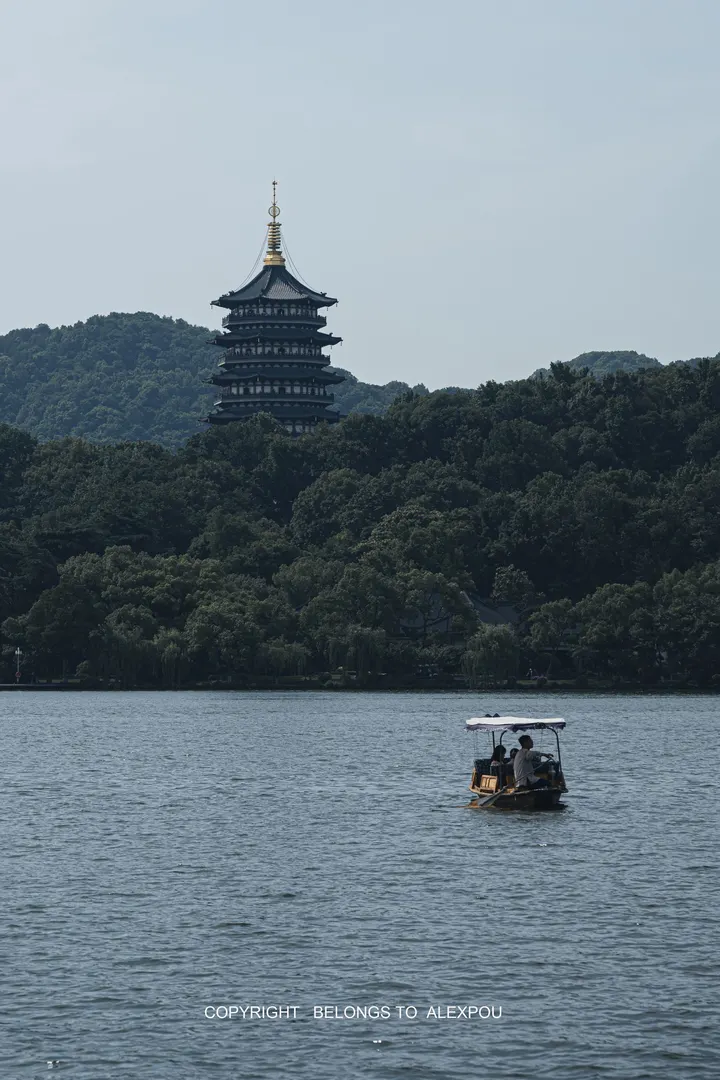 毕竟西湖六月中