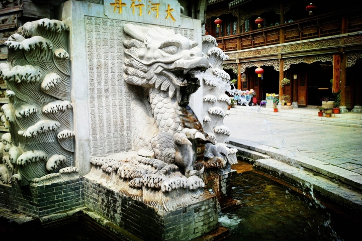 枣庄台儿庄古城龙头