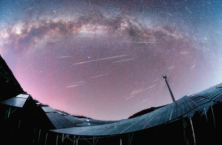 贵州的暗夜流星雨