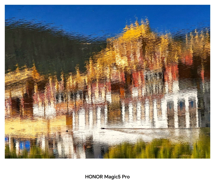 《水中画》