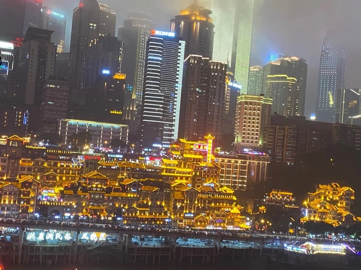 灯火阑珊