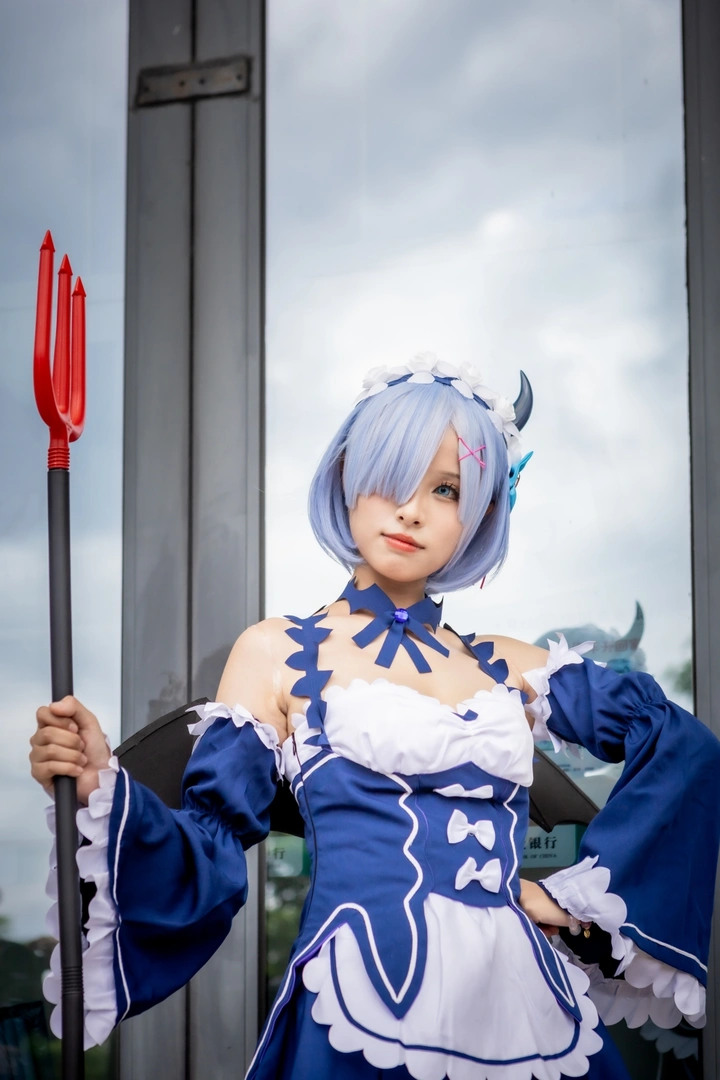 小恶魔女仆