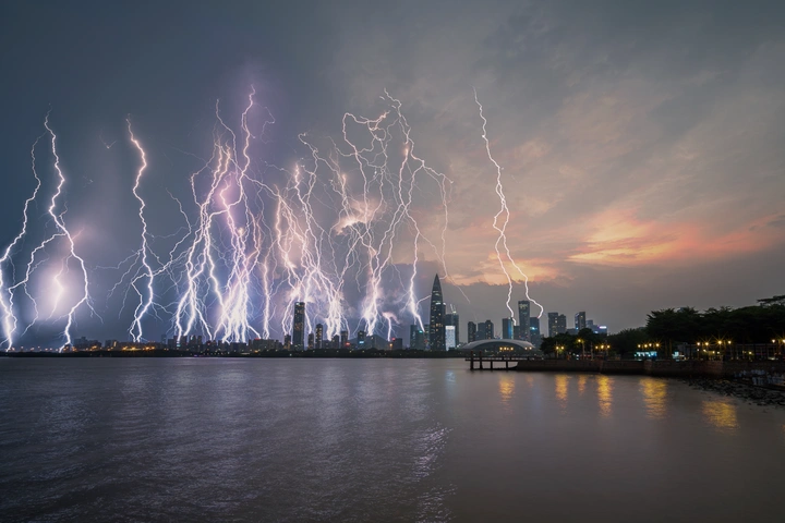 鹏城惊雷⚡️