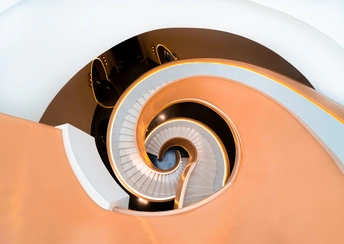 金属扶手螺旋楼梯