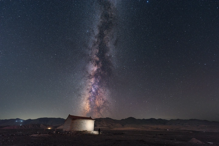 星辰在天，万籁俱静