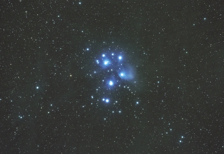M45昴星团