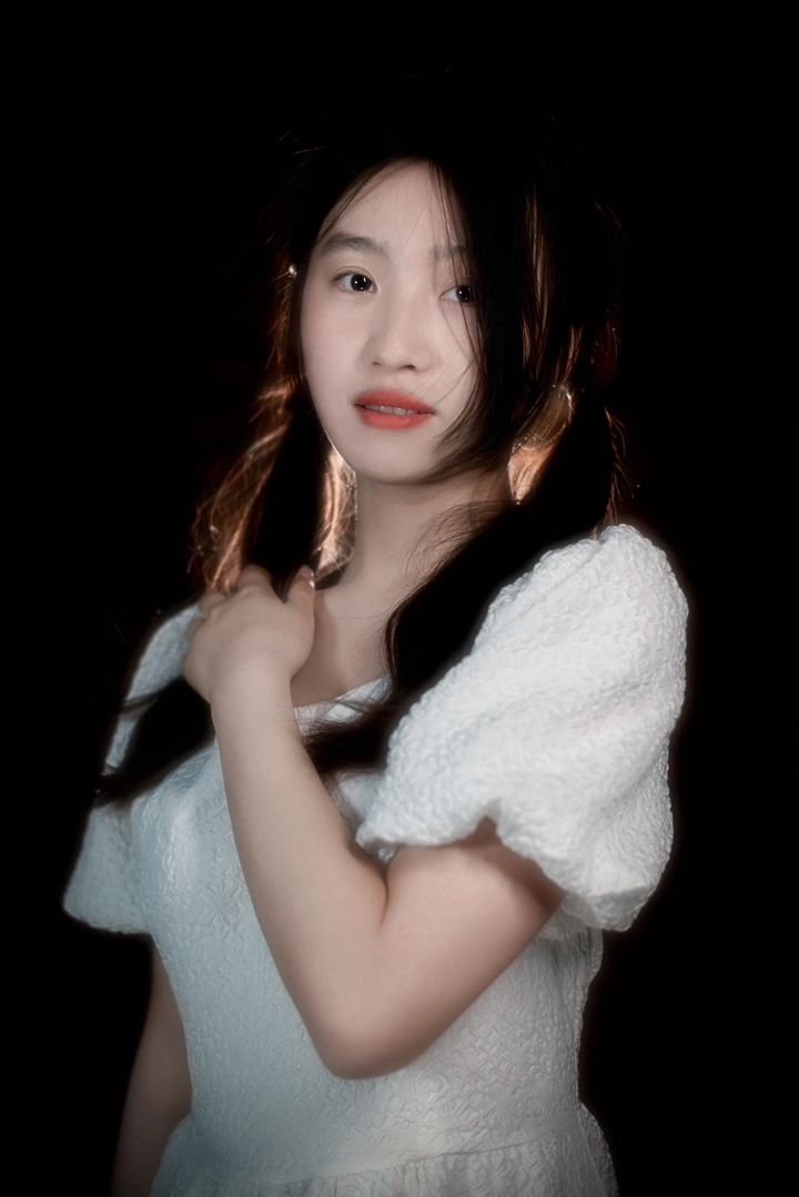 她说