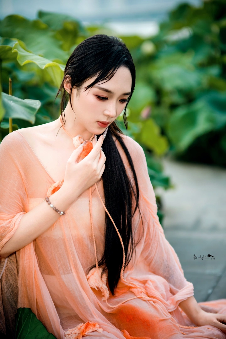 油画少女