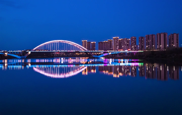 沱东之夜 天水一色